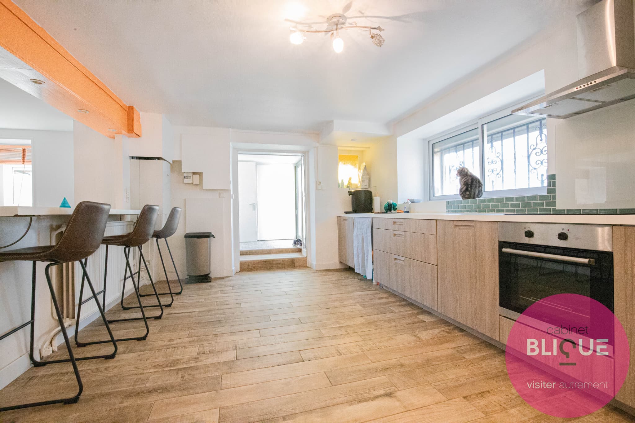 Photo 6 - CHAPEAU BAS AU BAS CHATEAU