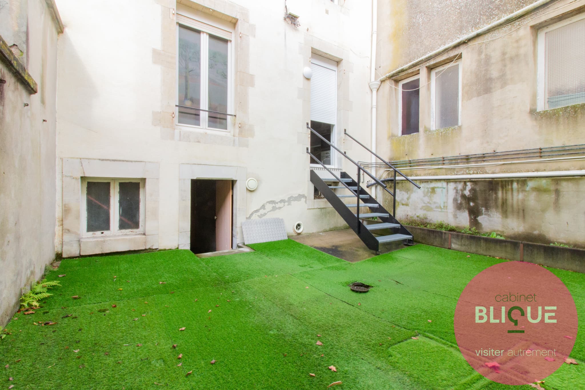 Photo 17 - LE CHARME D’UN BEL IMMEUBLE, LA SURPRISE D’UNE TERRASSE