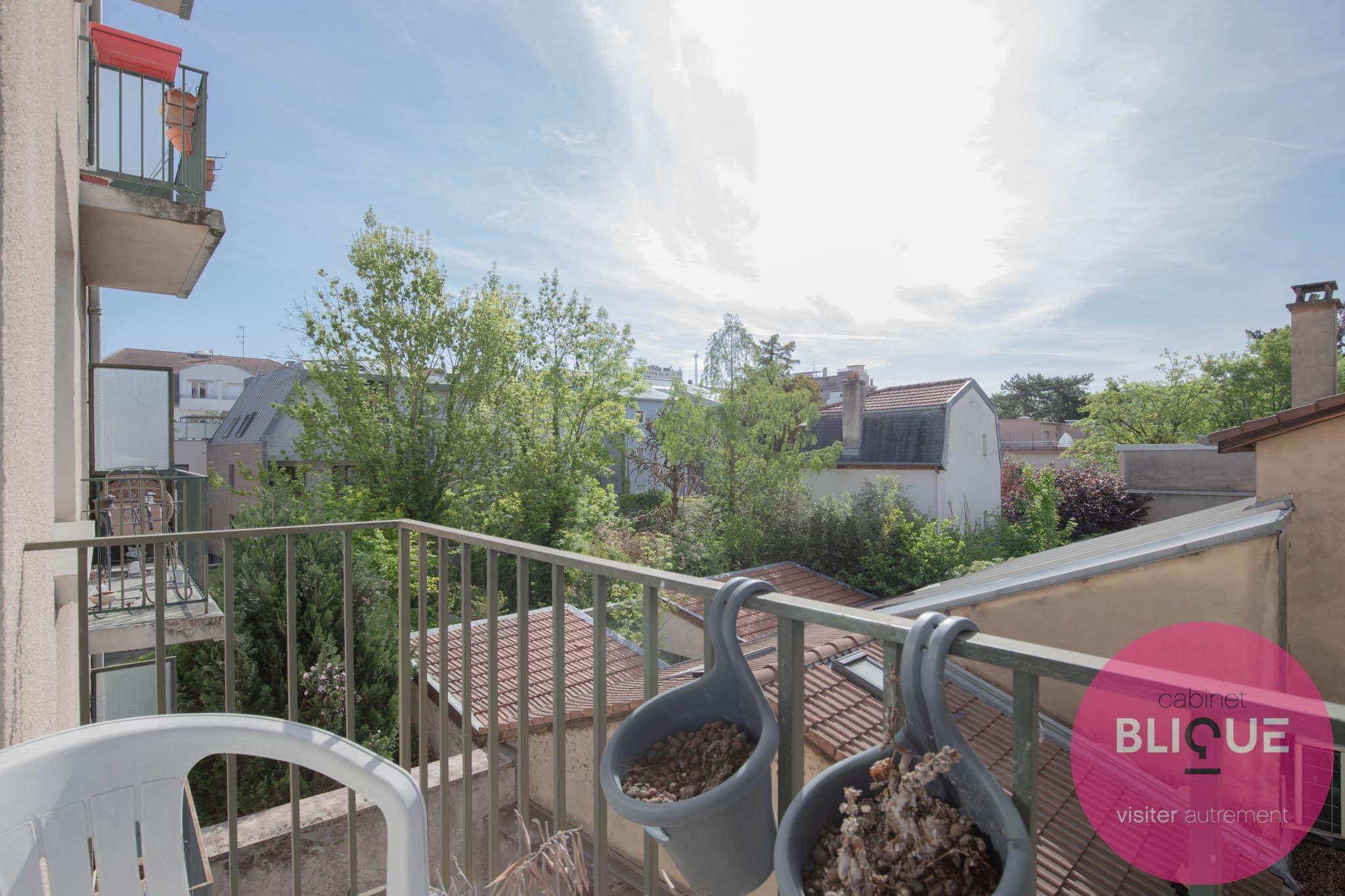 Photo 2 - DOUBLE BALCON, TRIPLE CHAMBRE, ZERO FAUSSE NOTE