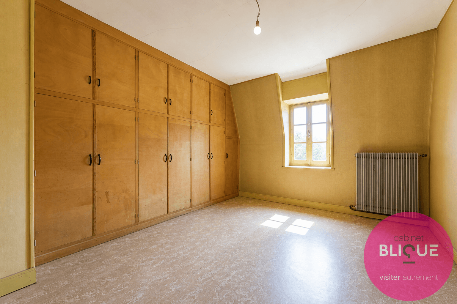 Photo 45 - AU ONZE…