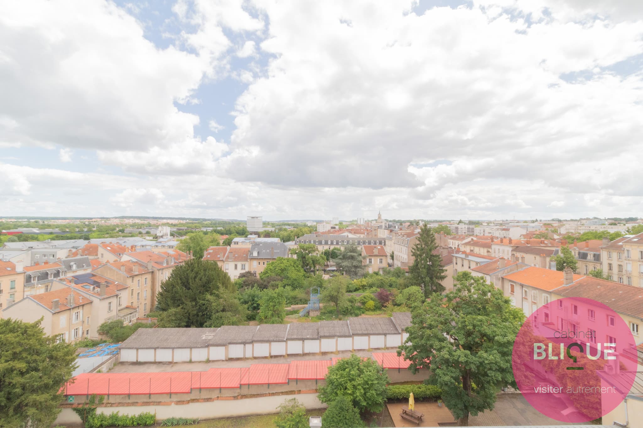 Photo 11 - ENTRE VILLE ET RESPIRATION…
