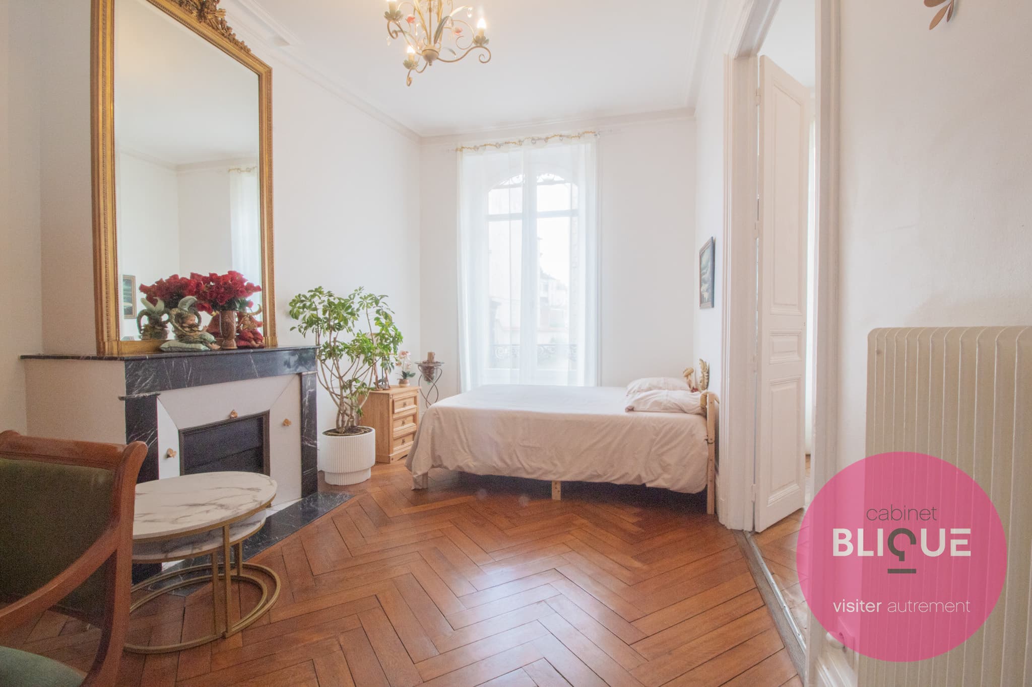 Photo 15 - CERTAINS APPARTEMENT ONT DES MURS . CELUI-CI A UNE HISTOIRE !