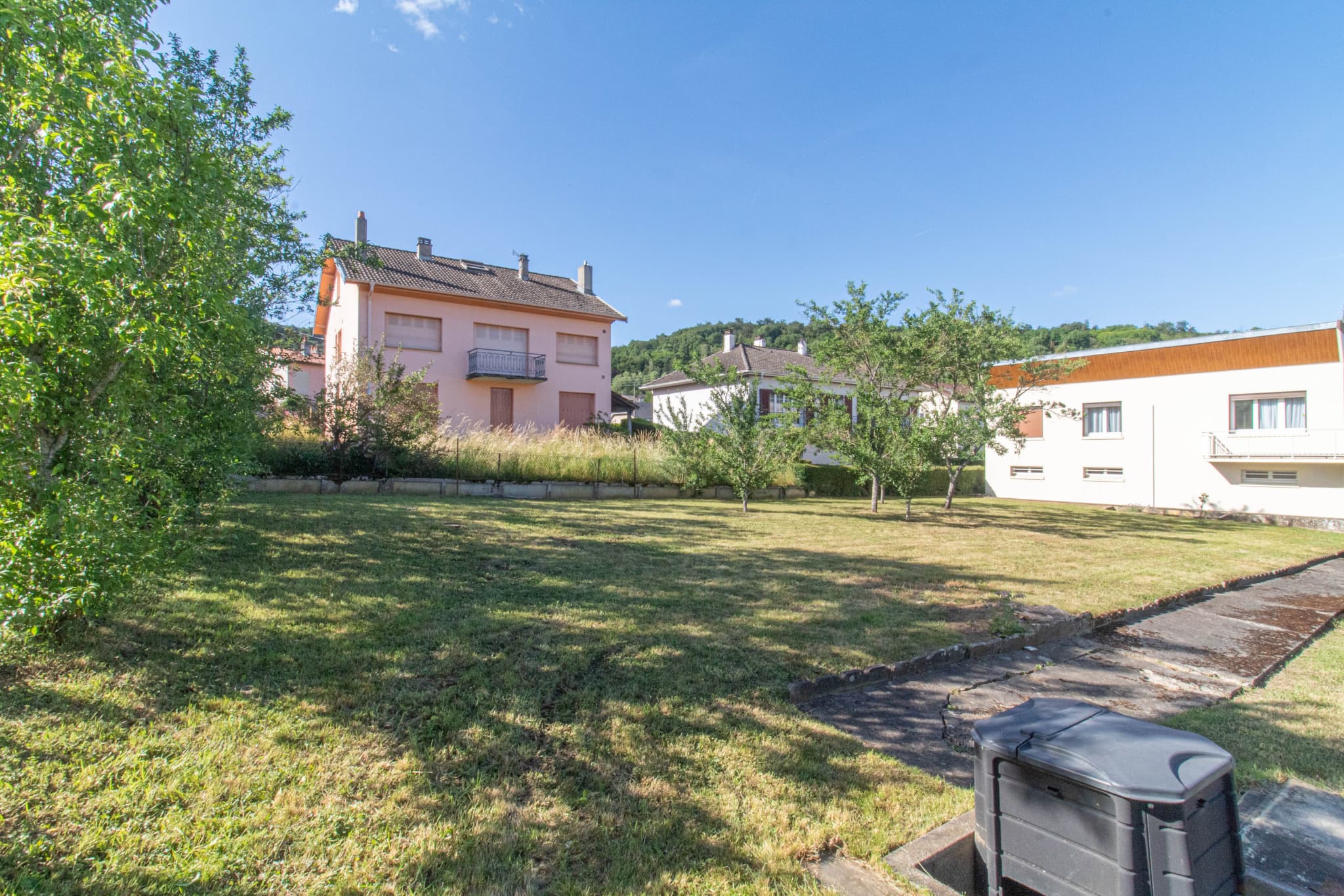 Photo 5 - 335 m2 DE LIBERTÉ A NEUVES-MAISONS !