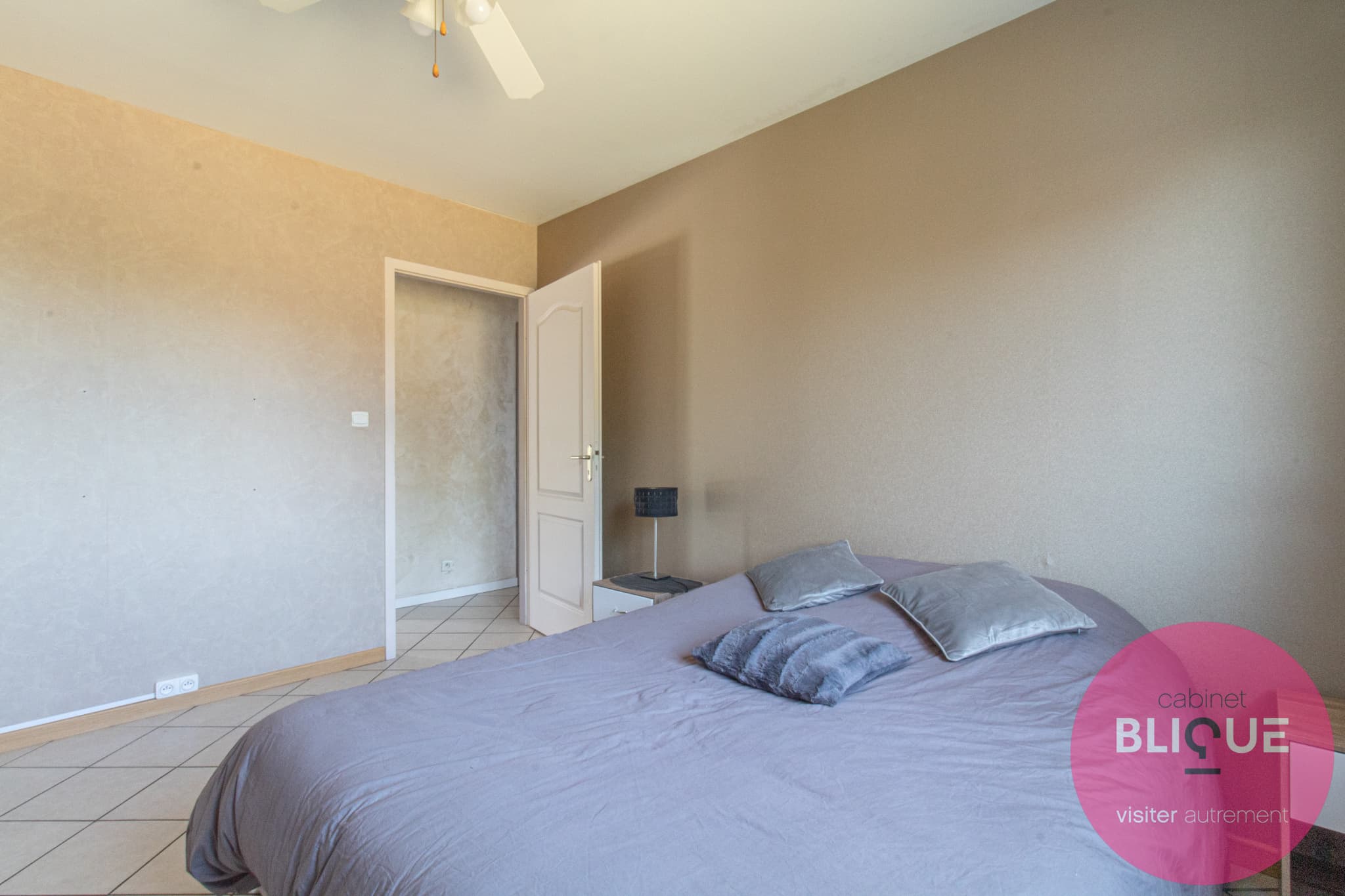 Photo 19 - PLAIN-PIED, GRAND JARDIN ET GARAGES XXL : ICI, L'ESPACE A PRIS SES AISES !