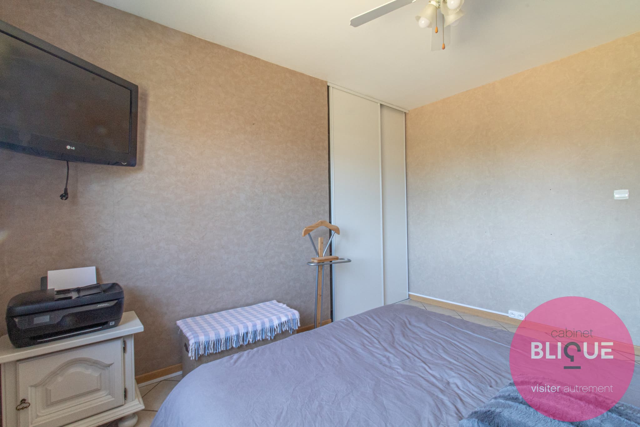 Photo 20 - PLAIN-PIED, GRAND JARDIN ET GARAGES XXL : ICI, L'ESPACE A PRIS SES AISES !