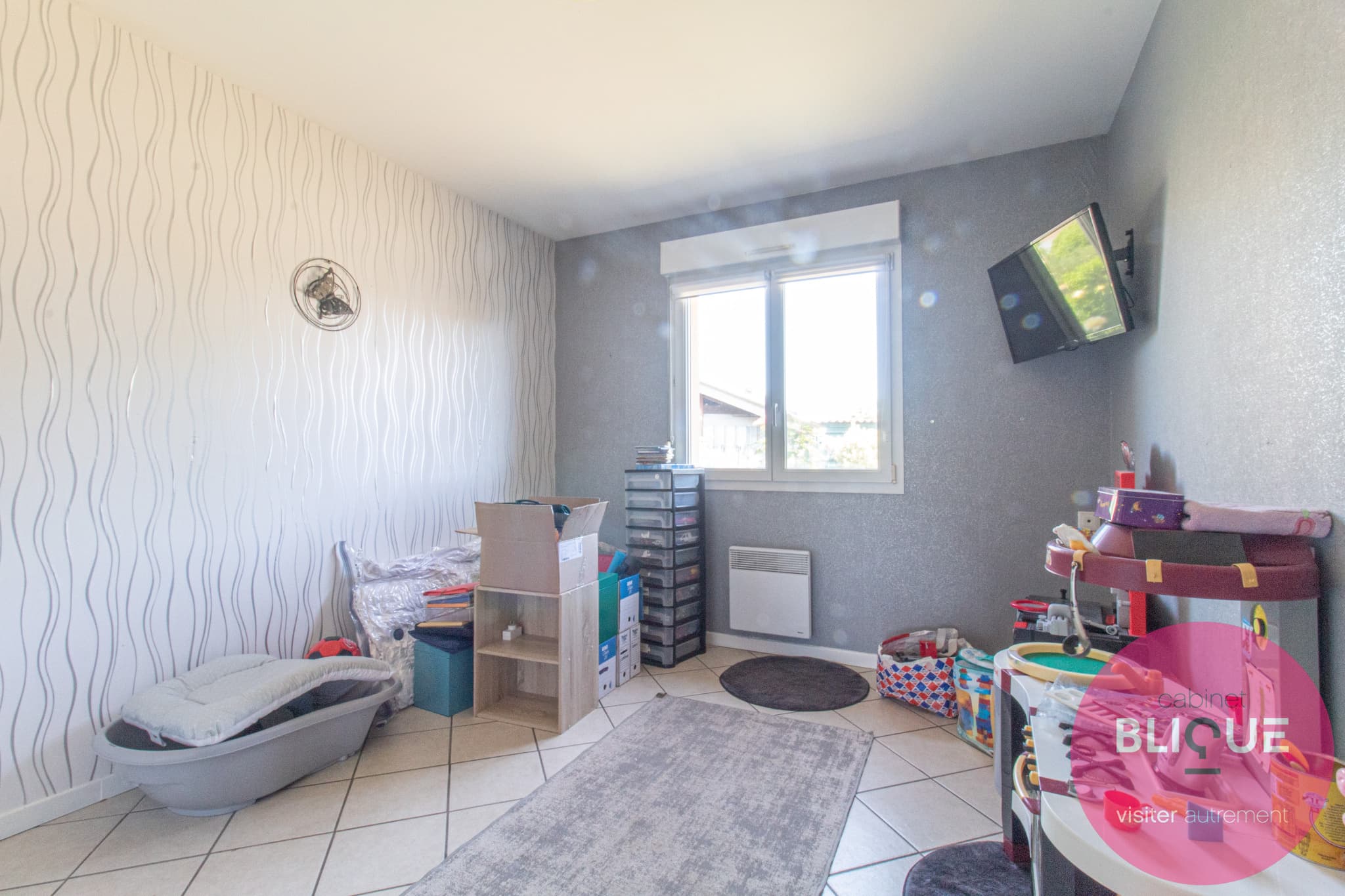 Photo 25 - PLAIN-PIED, GRAND JARDIN ET GARAGES XXL : ICI, L'ESPACE A PRIS SES AISES !