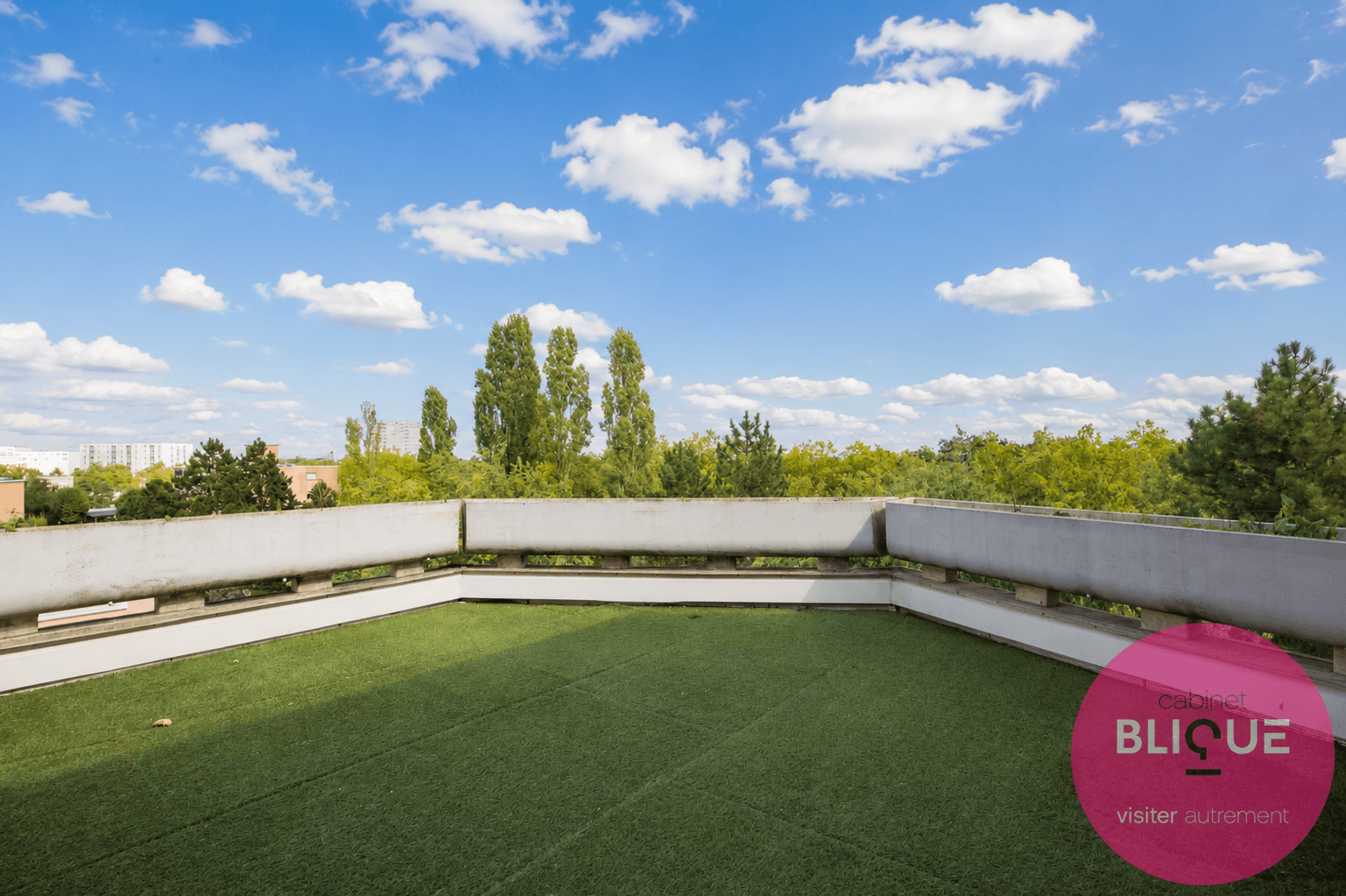 Photo 2 - DERNIER ETAGE VUE FORET