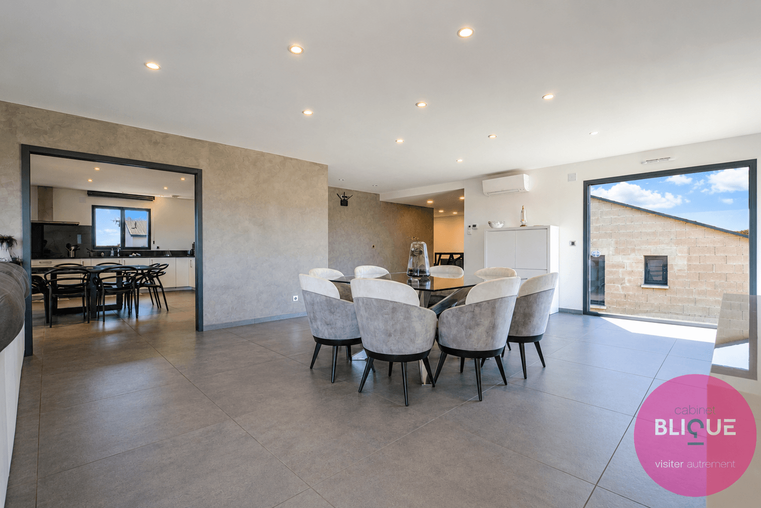 Photo 4 - MAISON HORS NORMES