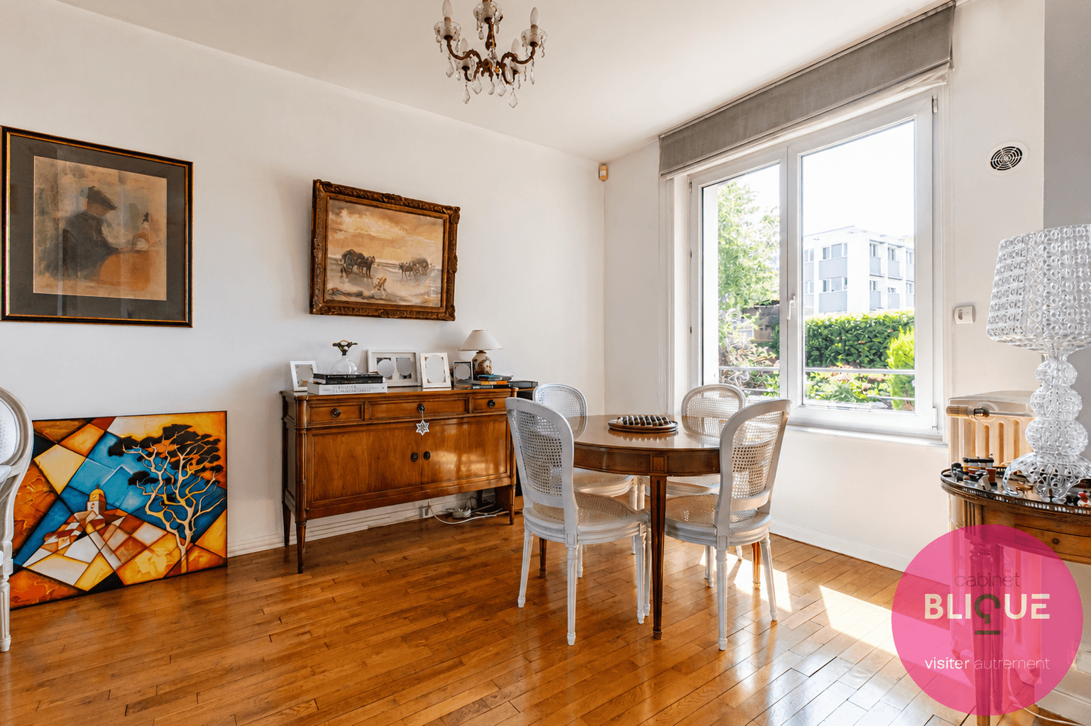 Photo 5 - MAISON DE 1920 STYLÉE !