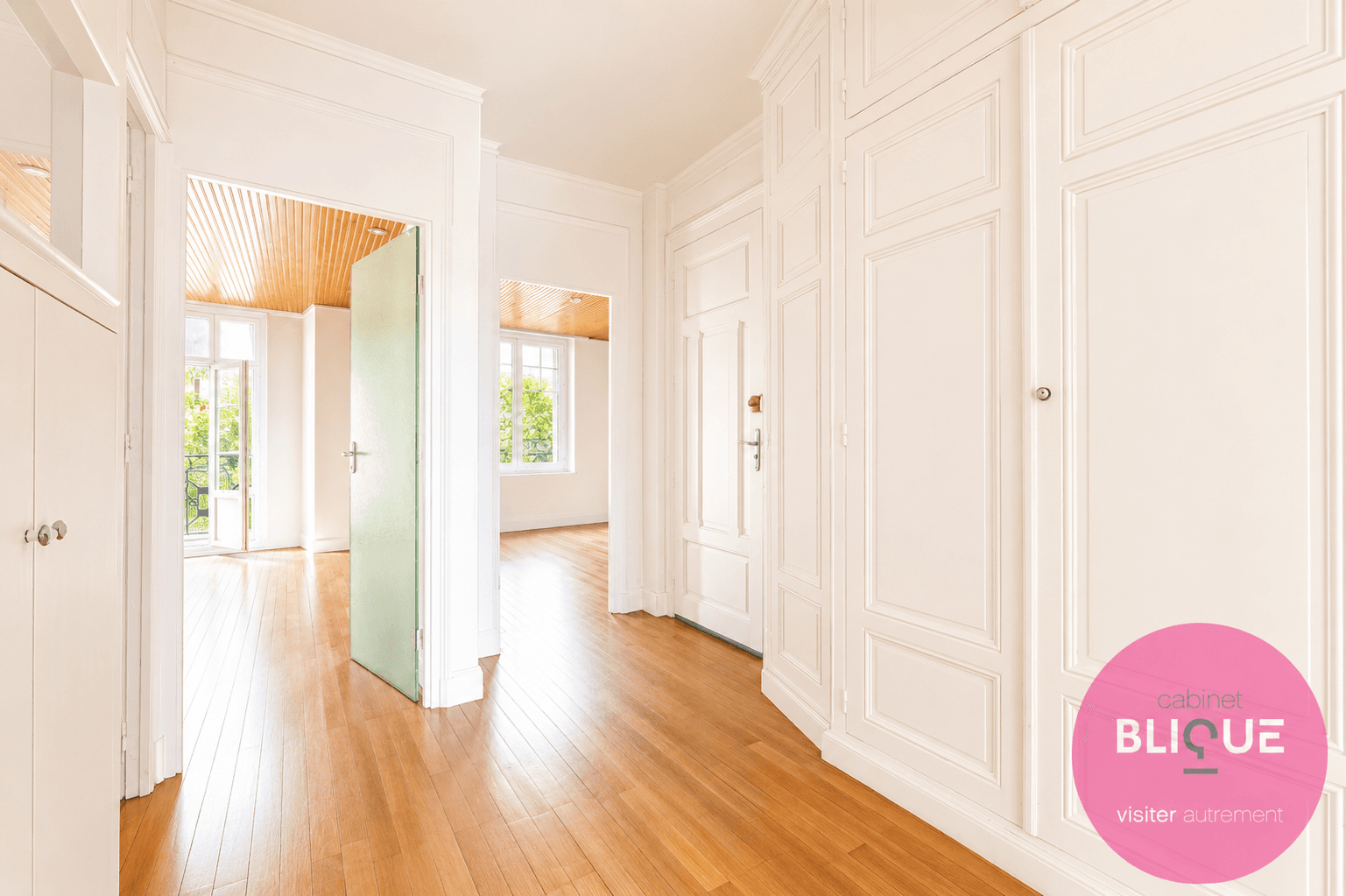 Photo 15 - BIEN PLACE, BIEN PENSE !!!