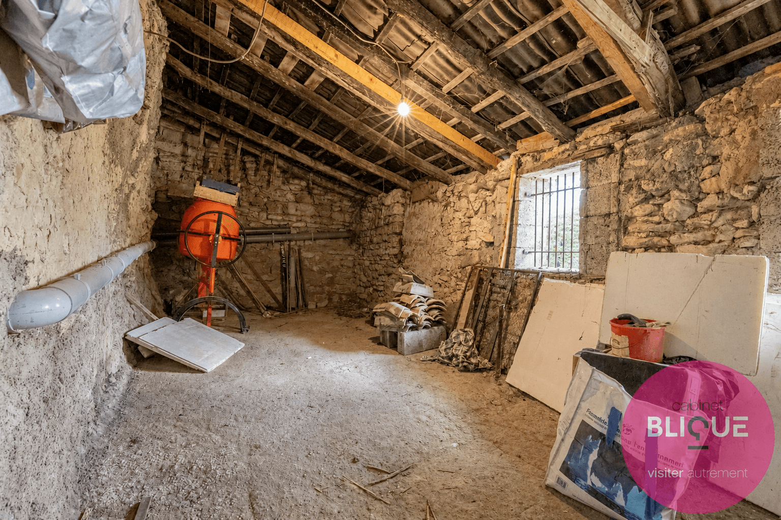 Photo 9 - ENTRE VIGNES ET COLLINES, UNE MAISON A REVEILLER