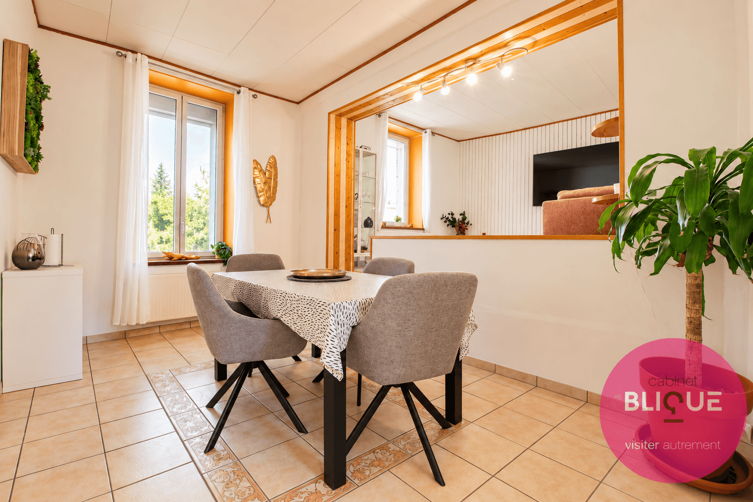 Photo 4 - UNE MAISON FAMILIALE AVEC COUR AU SOLEIL ET CAVE A VIN : ON SIGNE OU ?